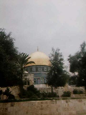  : Dome of the Rock (.); Kipat ha-Sela (.); Qubbat as-Sahra (.)    